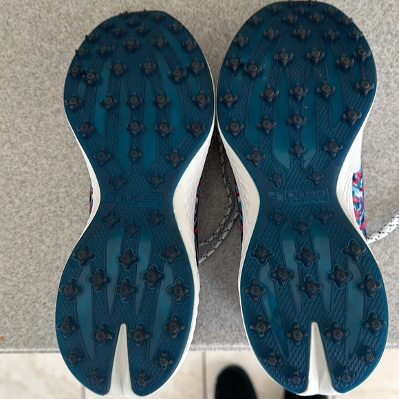 Golf Shoes - Picture 4 of 6